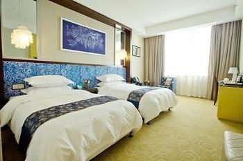 Miaozu Buyi Hotel Fenghuang Buitenkant foto